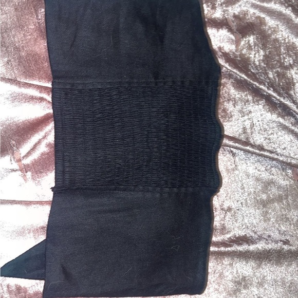 Express, small-medium (depending on bust size), straps to tie in front - Picture 2 of 2